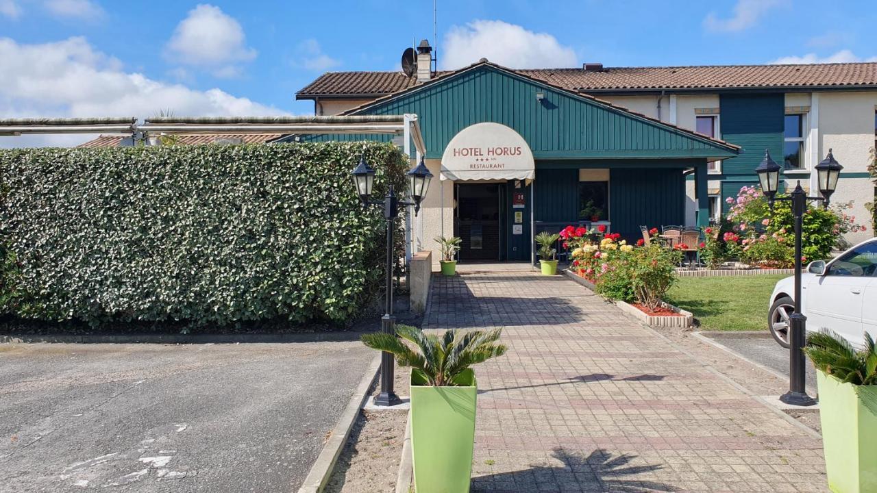 Logis Hotel Horus Restaurant Les Bruyeres Toulenne Buitenkant foto