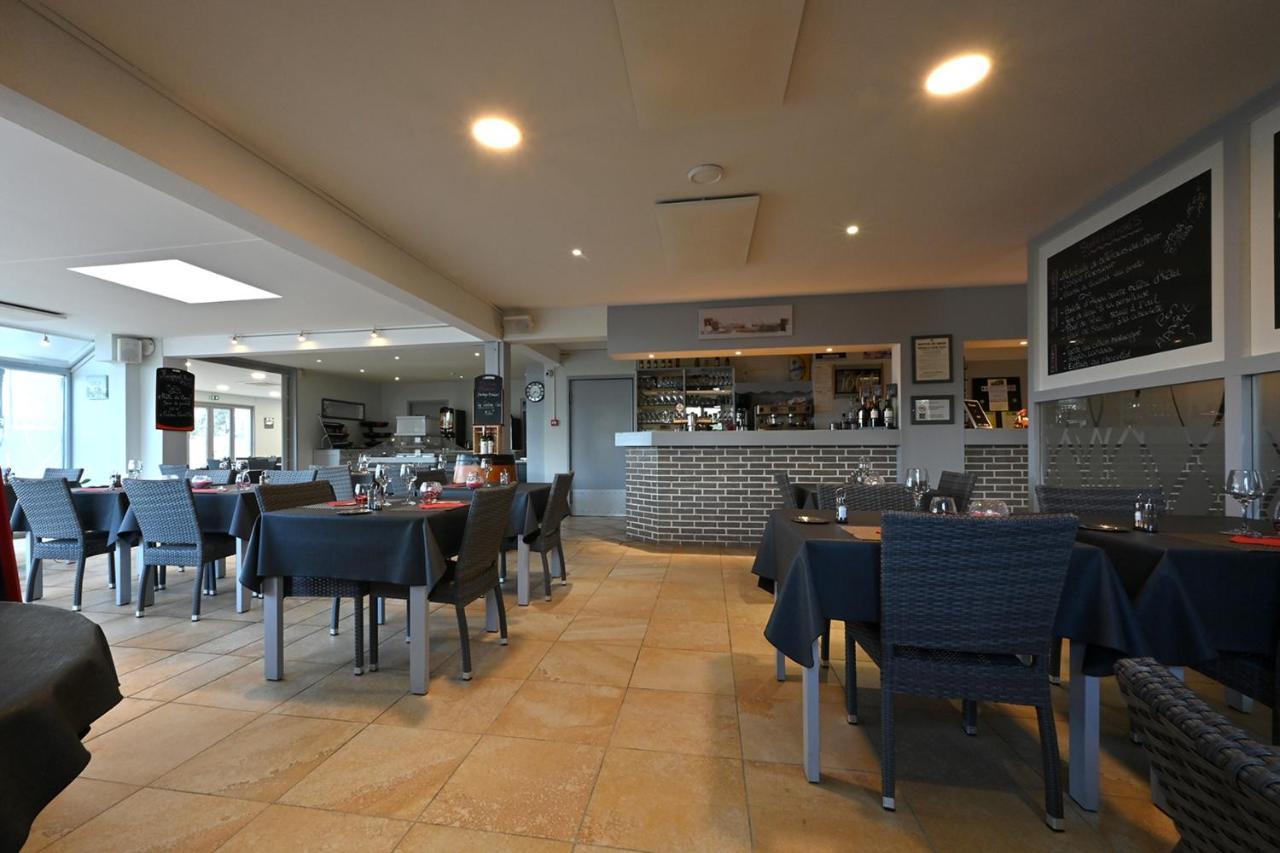 Logis Hotel Horus Restaurant Les Bruyeres Toulenne Buitenkant foto